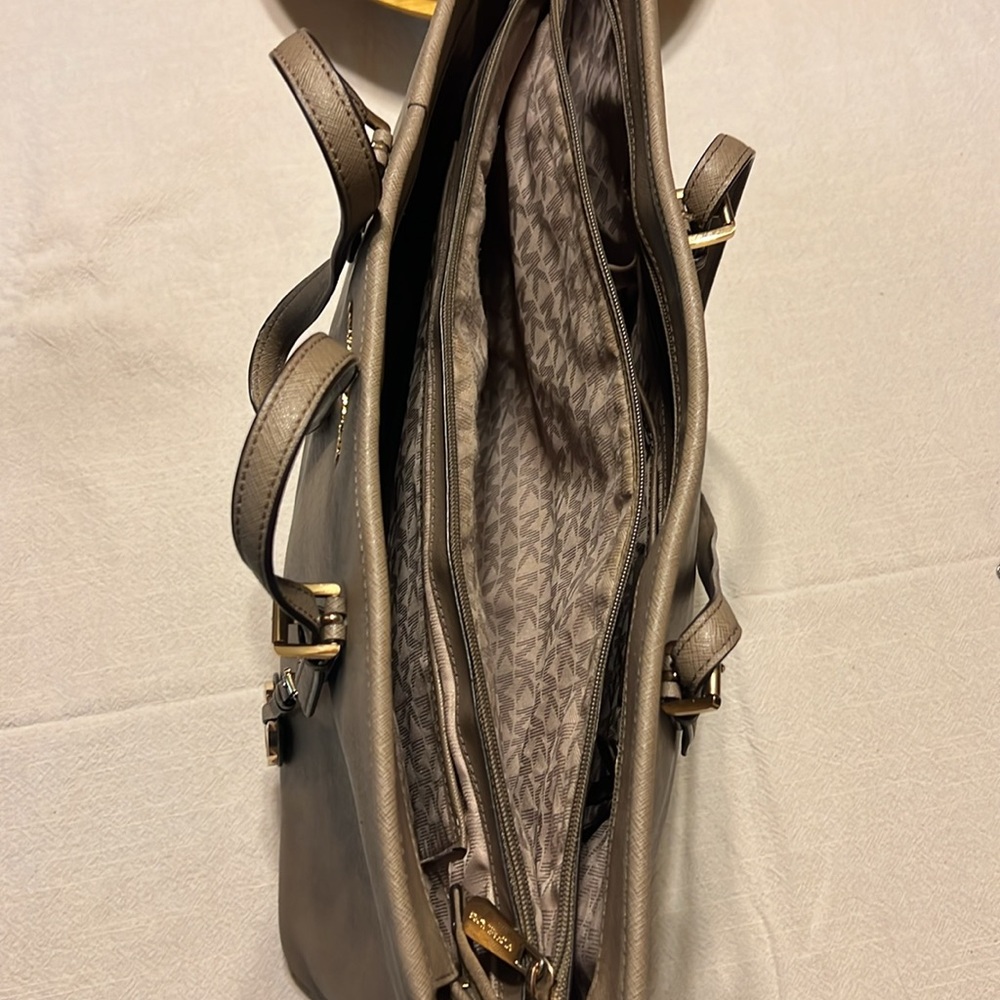 Michael Kors Tote - Picture 6 of 6